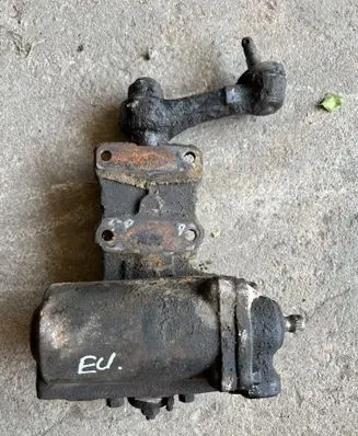Mitsubishi Pajero Steering rack