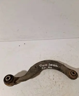 Toyota Avensis T270 Rear control arm