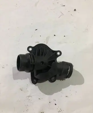 BMW 5 E60 E61 Thermostat 