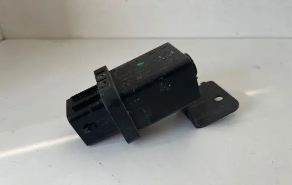 KIA Sportage Glow plug pre-heat relay 368302UT10 GA602B54 210526