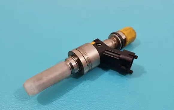 Porsche Cayenne (92A) Fuel injector 94811012873 IMPRK1405571