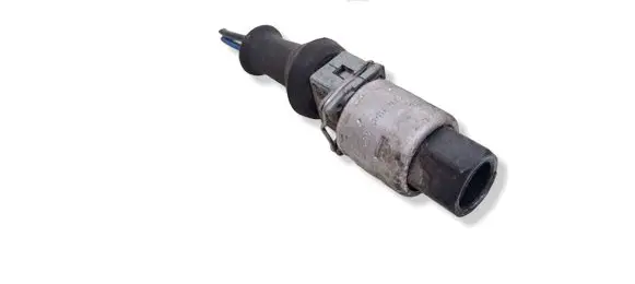Audi A6 S6 C4 4A Air conditioning (A/C) pressure sensor 8A0959483AA