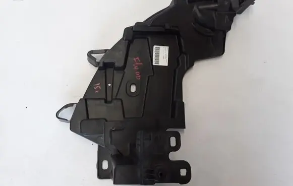 Renault Fluence Headlight/headlamp mounting bracket 622221526R