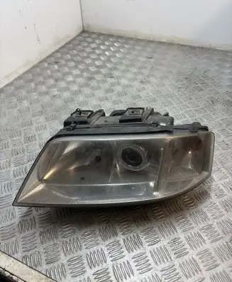Audi A6 S6 C5 4B Headlight/headlamp 14847300