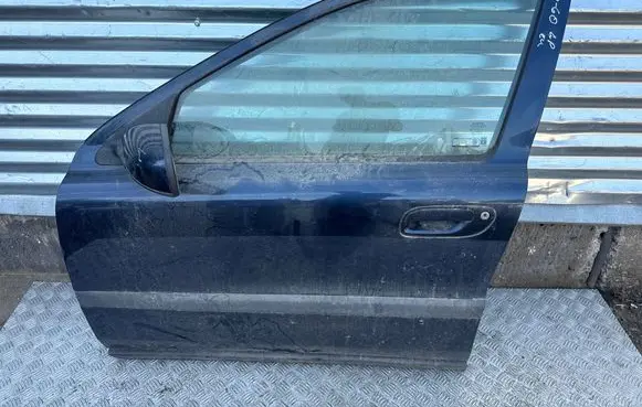 Volvo S60 Front door