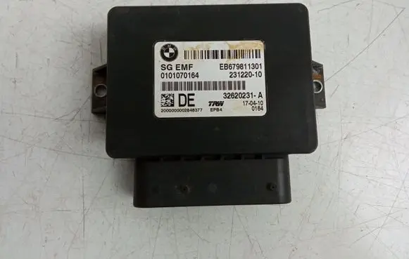 BMW 5 F10 F11 Hand brake control module 679811301 231220 32620231