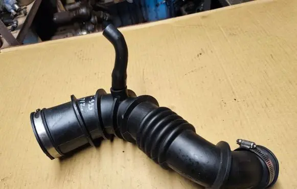 Jeep Grand Cherokee (WJ) Air intake hose/pipe 04854188AB