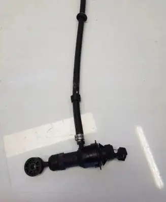 Renault Master III Clutch slave cylinder 