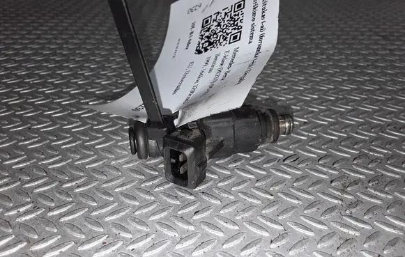 Mercedes-Benz E W210 Fuel injector A1120780049