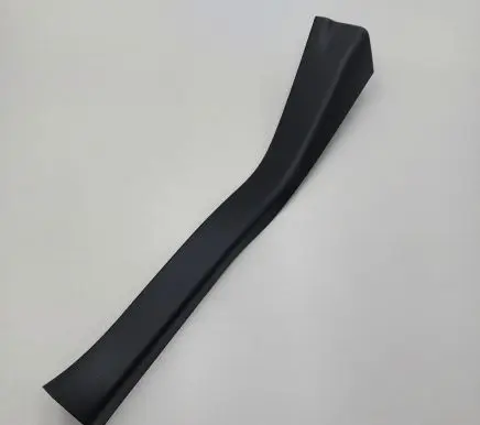Nissan Leaf II (ZE1) Rear sill trim cover 769B63NLOA