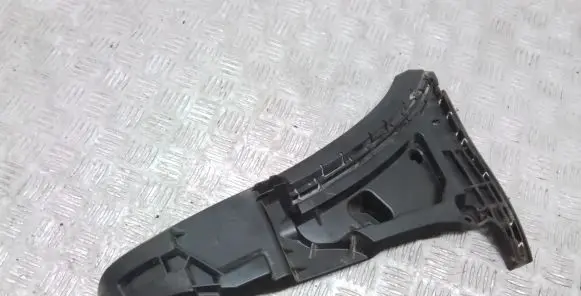 Volvo XC90 Front bumper mounting bracket 30698129