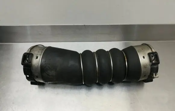 BMW 5 F10 F11 Intercooler hose/pipe 7800144 11279410