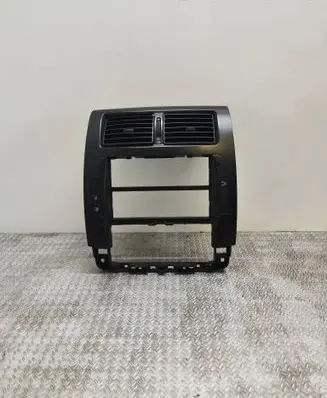 Citroen Jumpy Radio/GPS head unit trim 6298541