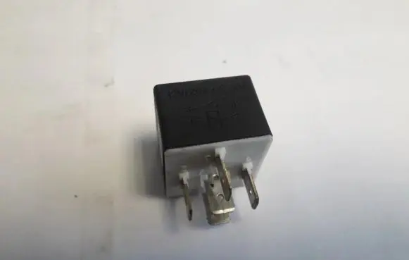 Peugeot 406 Other relay 12v2503501
