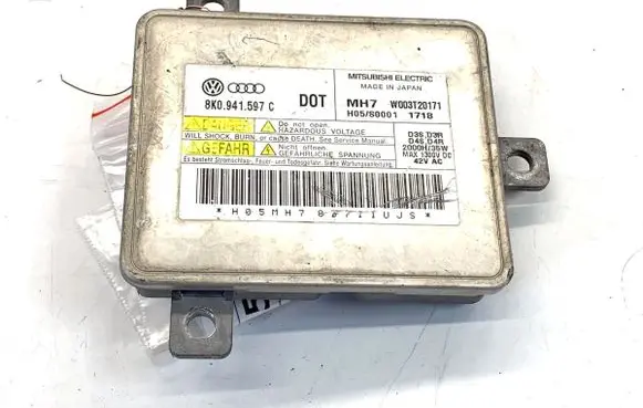 Volkswagen Polo V 6R Voltage converter/converter module 8K0941597C