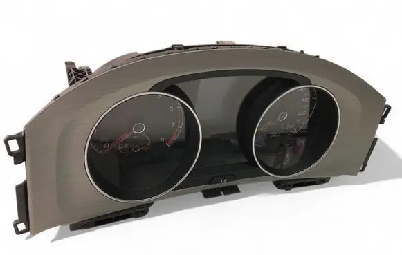 Volkswagen Golf VII Speedometer (instrument cluster) 5G0920861