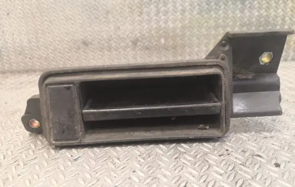 Mercedes-Benz C W203 Tailgate/boot open switch button 