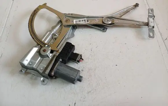 Opel Astra H Sliding door window regulator with motor 