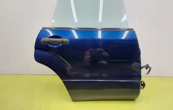 Subaru Forester SG Rear door 35J