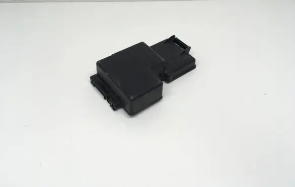 Volvo XC90 Fuse box cover 31384737