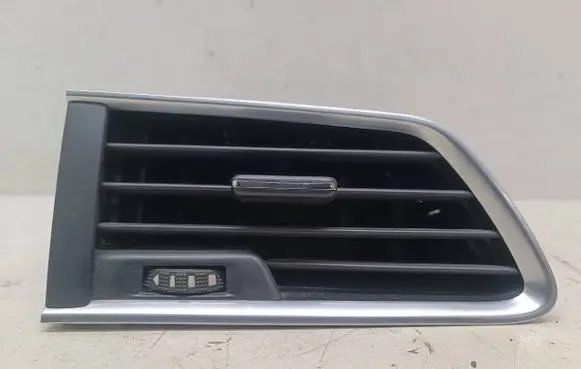 Peugeot 508 Dashboard side air vent grill/cover trim 9686457377 A1010107