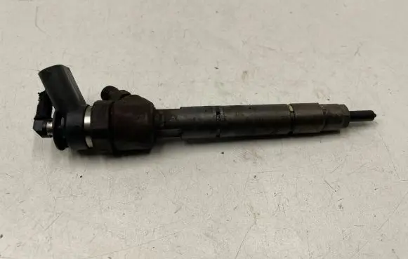 Mercedes-Benz B W245 Fuel injector A6400700787