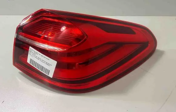 BMW X4 F26 Rear/tail lights 7331282