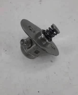 BMW X1 F48 F49 Fuel injection high pressure pump 7636881 0261520249 7001298012