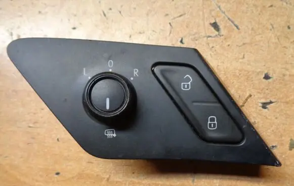 Volkswagen Golf VII Wing mirror switch 5G0962126A 5G0959565R