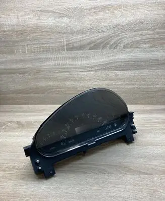 Mercedes-Benz A W168 Speedometer (instrument cluster) A1685400147