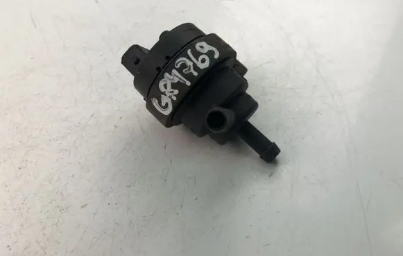 Volkswagen Sharan Turbo solenoid valve 037906517