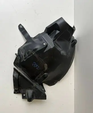 Mercedes-Benz E A207 Front arch 2076901230