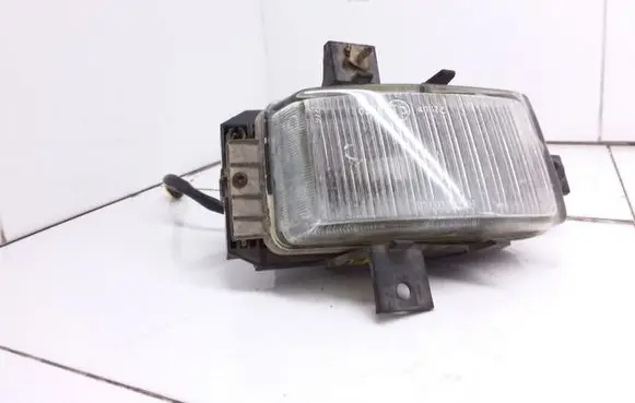 Opel Omega B1 Front fog light 90457820 E349972