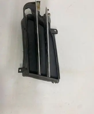 Tesla Model S Front bumper lower grill 100726800E 103634000A 106482