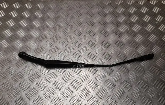 Alfa Romeo Giulia Front wiper blade arm 50532570