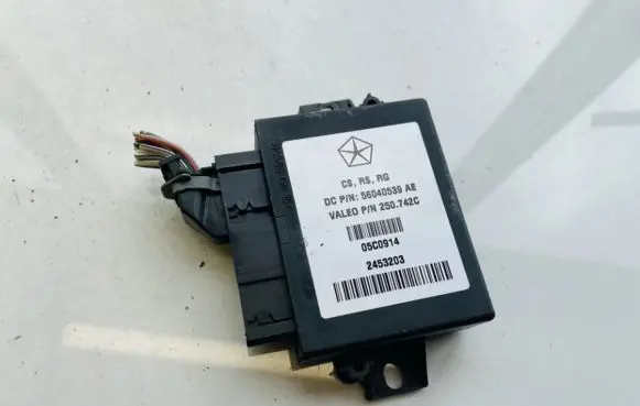 Chrysler Pacifica Parking PDC control unit/module 56040539ae 250742c