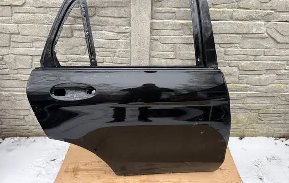 Mercedes-Benz GLC C253 Rear door A2537320410