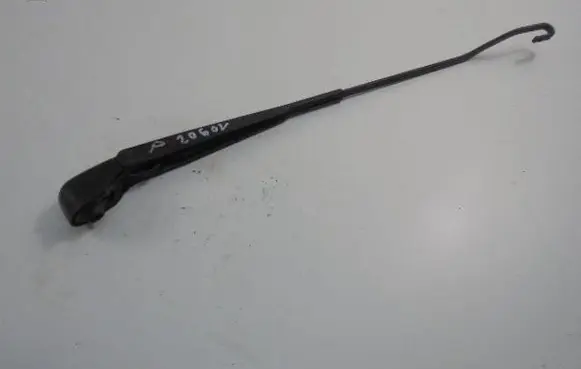 Renault Megane I Front wiper blade arm 7700834482