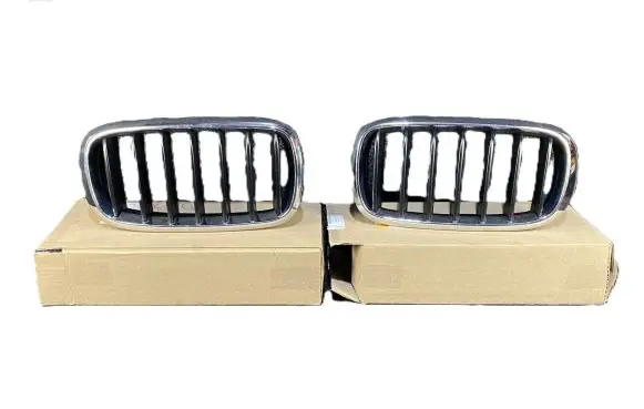 BMW X5 F15 Front bumper upper radiator grill 7308660 7309775