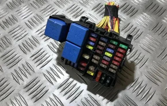 Dacia Sandero Fuse box set