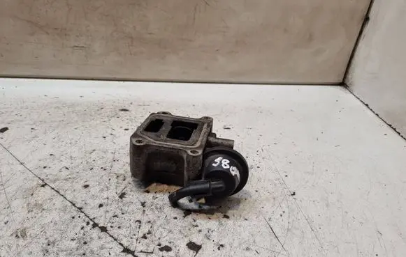 Volvo S80 Electric throttle body valve 503745010