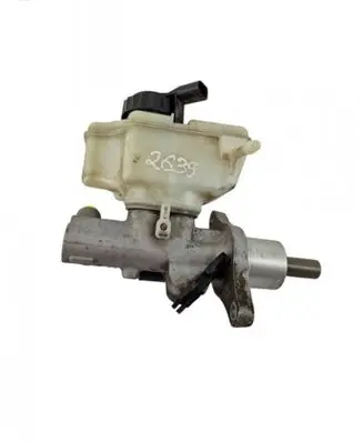 Master brake cylinder