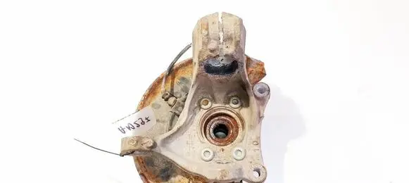 Volkswagen PASSAT B6 Front wheel hub