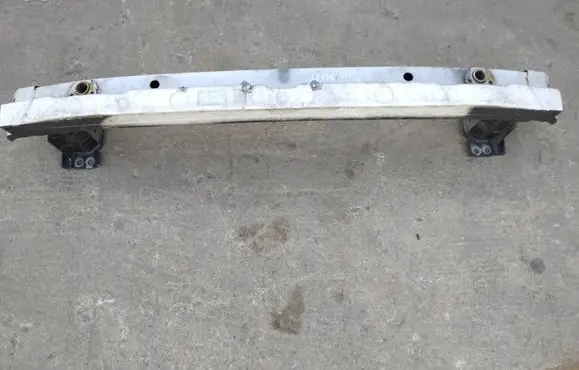 Front bumper cross member