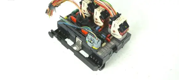 Peugeot 308 BSM Control unit 9675878480 BSMR0500