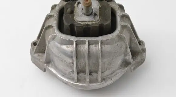 BMW 3 E90 E91 Engine mount bracket 13981112