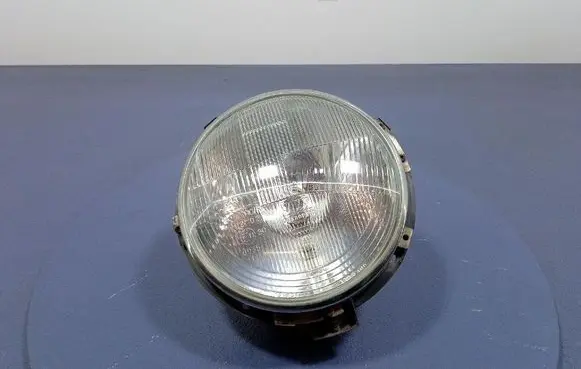 KIA Retona Headlight/headlamp 