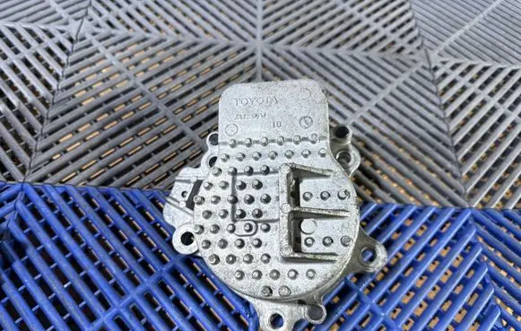 Toyota Prius (XW30) Water pump 