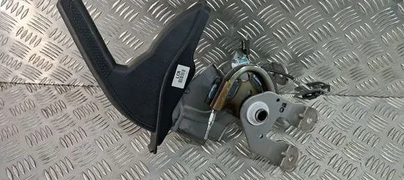 Hyundai Tucson TL Hand brake release handle 