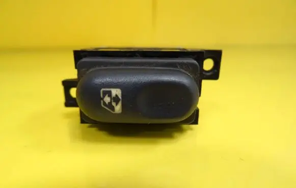 Renault Espace III Electric window control switch 7700875679